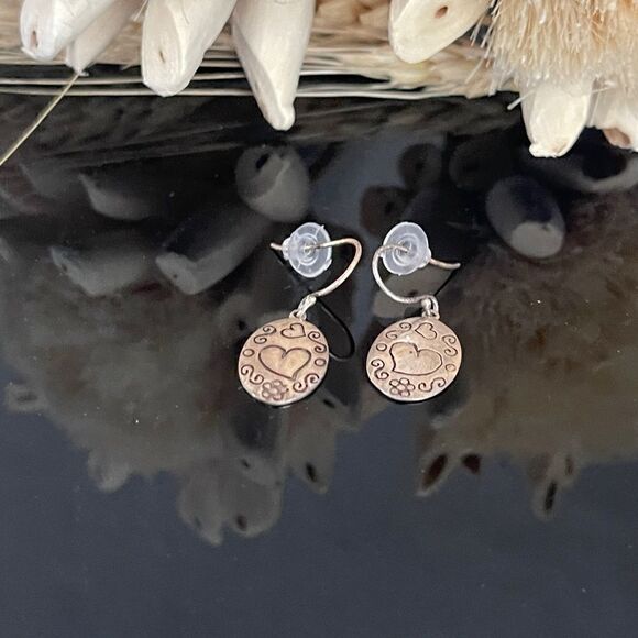 Sterling silver dangle heart earrings - Picture 1 of 3